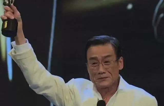 梁家辉凭《捕风追影》获第44届金像奖最佳男主角,廖子妤《像我这样的爱情》封后 - 细节速览 梁家辉凭《捕风追影》获第44届金像奖最佳男主角,廖子妤《像我这样的爱情》封后 - 细节速览