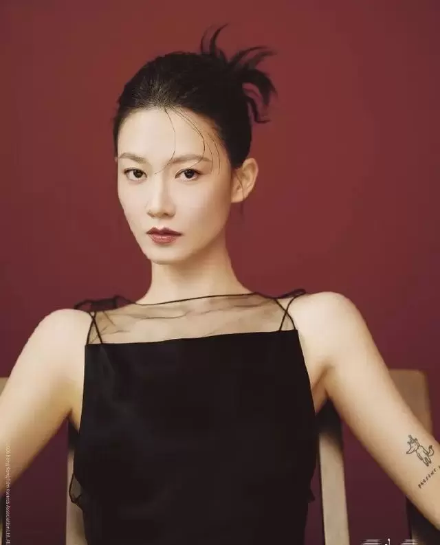 梁家辉第五次获香港电影金像奖最佳男主角,廖子妤凭《像我这样的爱情》摘得最佳女主角 - 情报图 梁家辉第五次获香港电影金像奖最佳男主角,廖子妤凭《像我这样的爱情》摘得最佳女主角 - 情报图